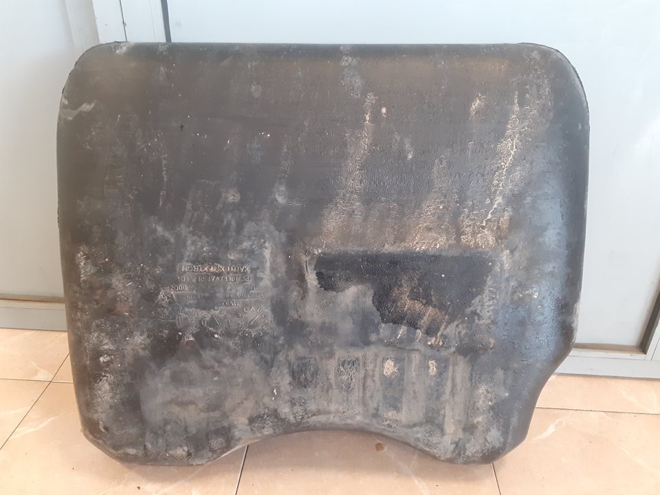 Fuel tank JEEP GRAND CHEROKEE II (WJ, WG) 3.1 TD 4x4 9250648 BParts