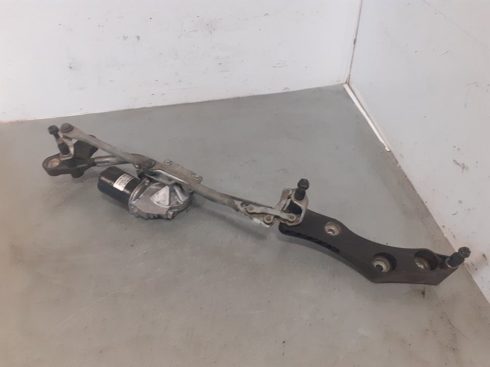 Front wiper motor BMW 5 (E60) 520 d 8952204 BParts