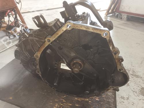 Used Gearbox MERCEDES-BENZ VITO Van (W638) 108 D 2.3 (638.064, 638.068) (79 hp) 20656872