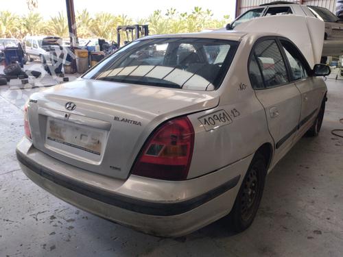 Third brake light HYUNDAI ELANTRA III Saloon (XD) 2.0 CRDi | BP16036491L11 