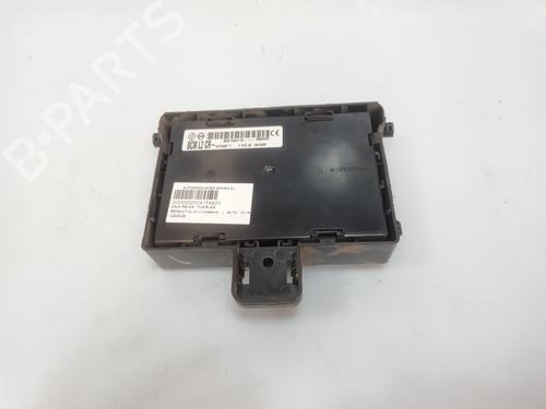Sikringsdose RENAULT CLIO III Grandtour (KR0/1_) 1.2 16V (KR02, KR0J) (75 hp) 27818114