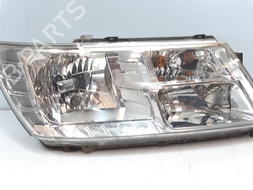 Used Right headlight Right headlight DODGE JOURNEY 2.0 CRD (140 hp) 36219298 36219298