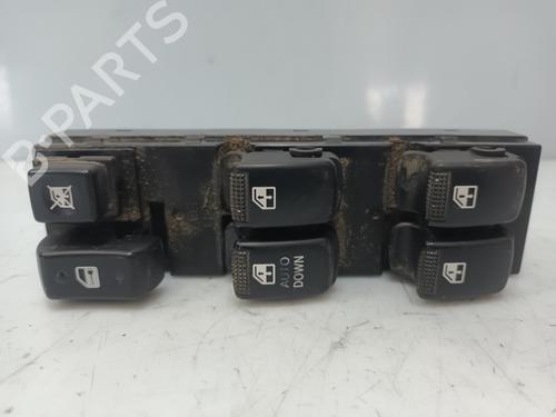 Used Left front window switch HYUNDAI TUCSON (JM) [2004-2019]  23954839
