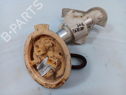 Used Fuel pump BMW 5 Gran Turismo (F07) 530 d (245 hp) 26447235
