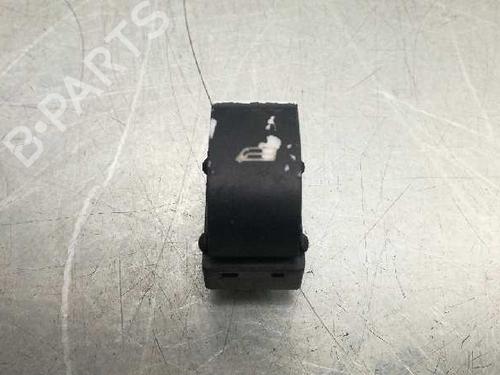 Used Right rear window switch Right rear window switch AUDI A4 B6 (8E2) 1.9 TDI (130 hp) 12691759 12691759