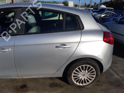 Engine control unit (ECU) FIAT BRAVO II (198_) 1.9 D Multijet (198AXB1A) | BP32251817M57 