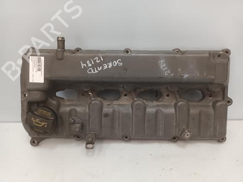 Used Valve cover KIA SORENTO I (JC) [2002-2011]  26004370