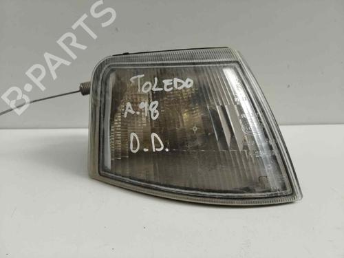 Used Right front indicator Right front indicator 12808266 12808266