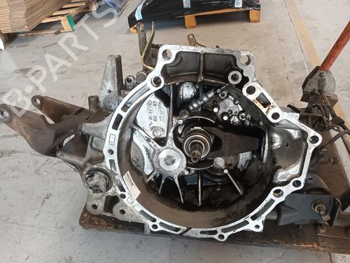 Girkasse MAZDA MPV II (LW) 2.0 DI (136 hp) 17717405