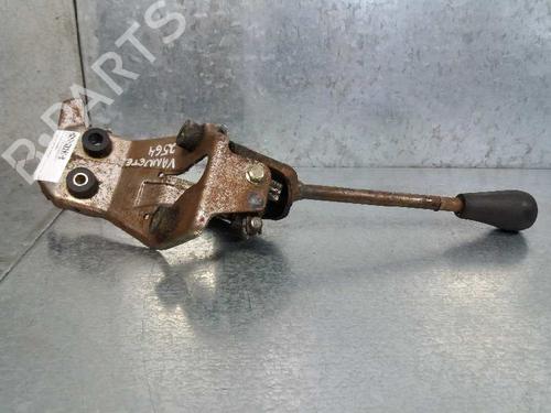 Manual gearbox selector NISSAN SERENA (C23) 2.3 D (75 hp) 12815225