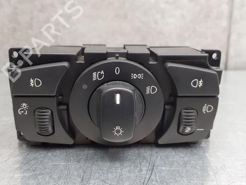 Used Headlight switch BMW 5 (E60) 530 d (218 hp) 12748796
