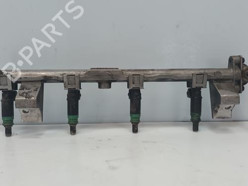 Used Injection rail Injection rail FORD FOCUS I Saloon (DFW) 1.6 16V (100 hp) 36569131 36569131