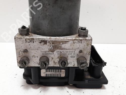 Used ABS pump FIAT PANDA (169_) 1.2 (169.AXB11, 169.AXB1A) (60 hp) 12750426