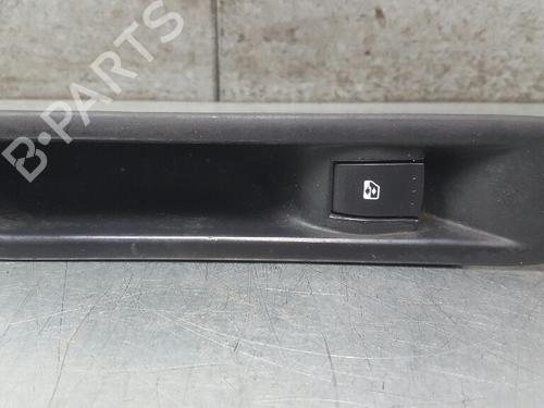 Used Left rear window switch Left rear window switch RENAULT ESPACE IV (JK0/1_) 2.2 dCi (JK0H) (150 hp) 12712050 12712050