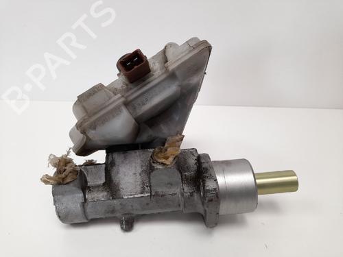 Used Brake master cylinder PEUGEOT 106 II (1A_, 1C_) 1.1 i (60 hp) 12771735
