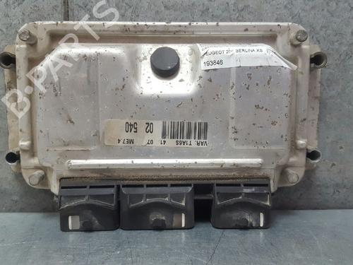 Used Engine control unit (ECU) PEUGEOT 206 Hatchback (2A/C) 1.6 16V (109 hp) 12812524