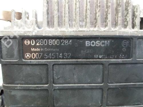 Engine control unit (ECU) MERCEDES-BENZ 190 (W201) E 2.6 | BP12698336M57 