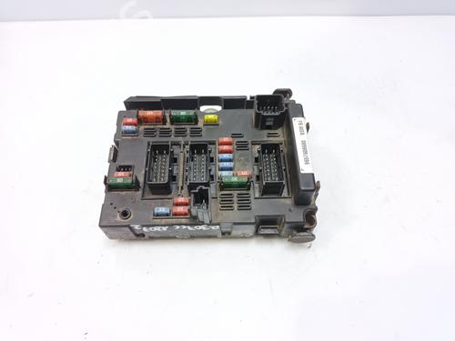 Used Fuse box PEUGEOT 307 CC (3B) 1.6 16V (110 hp) 22195477