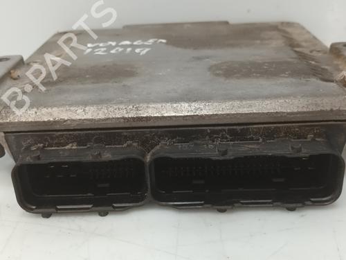 Engine control unit (ECU) CHRYSLER VOYAGER IV (RG, RS)  | BP29394906M57
