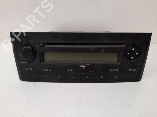 Used Radio FIAT GRANDE PUNTO (199_) 1.4 (199AXB11, 199AXB1A, 199BXB1A, 199AXL1A) (77 hp) 12775588