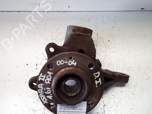 Used Left front steering knuckle CITROËN XSARA (N1) 1.6 16V (109 hp) 12728782
