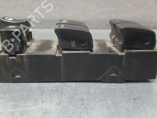 Right front window switch NISSAN TERRANO II (R20) 2.7 TDi 4WD | BP12754627I26 