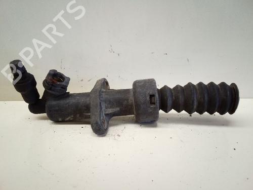 Used Clutch slave cylinder CITROËN XSARA PICASSO (N68) [1999-2012]  13966815