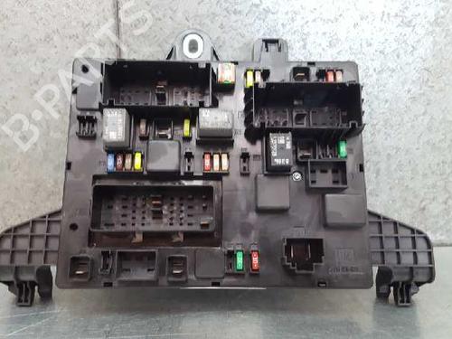 Used Fuse box OPEL ASTRA J (P10) [2009-2016]  12735326