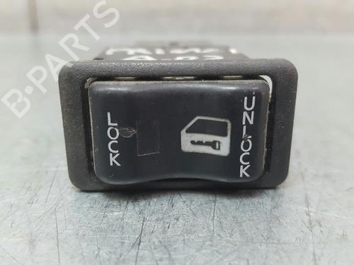 Used Switch Switch NISSAN PRIMERA Hatchback (P12) 1.9 dCi (120 hp) 12753769 12753769