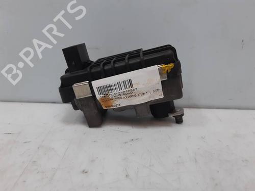 Used Electronic module Electronic module VW TOUAREG (7LA, 7L6, 7L7) 3.0 V6 TDI (225 hp) 38968163 38968163