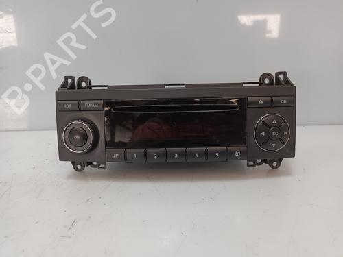 Used Radio MERCEDES-BENZ B-CLASS Sports Tourer (W245) B 160 (245.231) (95 hp) 20334792