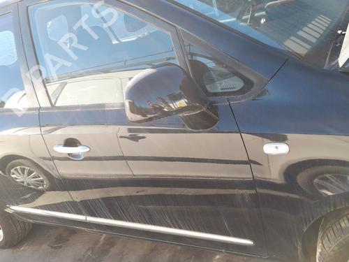 Used Right front door KIA CARENS III MPV (UN) 2.0 CRDi 140 (140 hp) 15959146