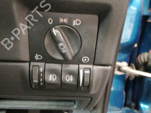 Used Headlight switch OPEL TIGRA TwinTop (X04) 1.4 (R97) (90 hp) 12699680