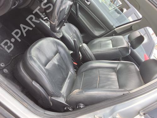 Right headlight VW PASSAT B5 (3B2) 1.9 TDI Syncro/4motion | BP31128543C29 