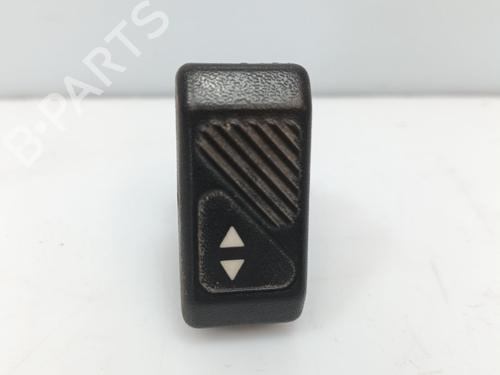 Used Right front window switch Right front window switch RENAULT CLIO I (B/C57_, 5/357_) 1.4 (B57J, C57J, B57P) (75 hp) 33982224 33982224