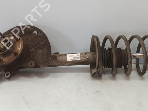Used Left front steering knuckle VOLVO 940 Kombi (945) 2.4 TD Intercooler (122 hp) 29825168