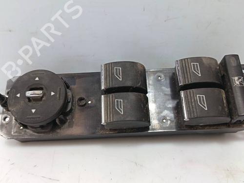 Used Left front window switch Left front window switch FORD FOCUS III 1.0 EcoBoost (125 hp) 40235754 40235754