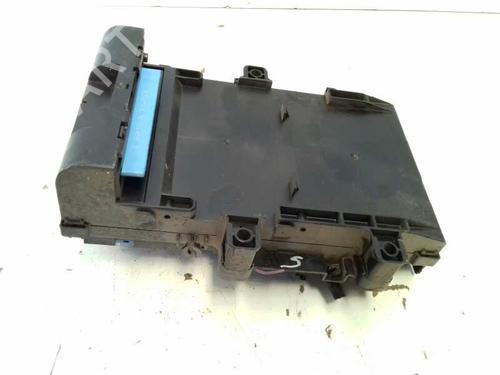 Used Fuse box CHRYSLER VOYAGER / GRAND VOYAGER III (GS_, NS_) 2.5 TD (116 hp) 12760777