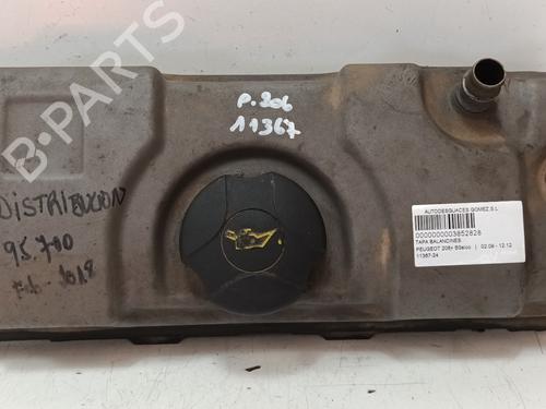 Used Valve cover PEUGEOT 206+ (2L_, 2M_) 1.1 (60 hp) 16995446
