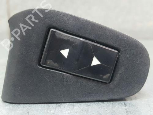 Used Right front window switch Right front window switch FIAT STILO (192_) 1.8 16V (192AXC1A, 192BXC1A) (133 hp) 12694212 12694212