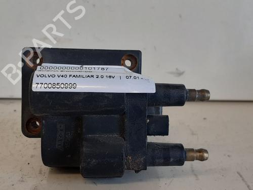 Used Ignition coil VOLVO V40 Estate (645) 2.0 (136 hp) 12684539