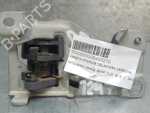 Front right interior door handle MITSUBISHI DELICA / SPACE GEAR 2.4 (PA4W, PB4W, PC4W) | BP18486572I14