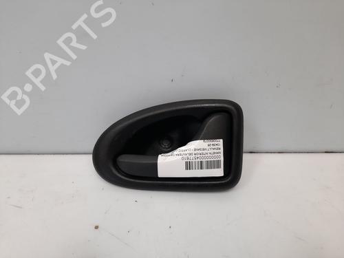 Højre fortil invendig håndtag Højre fortil invendig håndtag RENAULT MEGANE I Classic (LA0/1_) 1.4 (LA0E, LA0V) (75 hp) 34637678 34637678