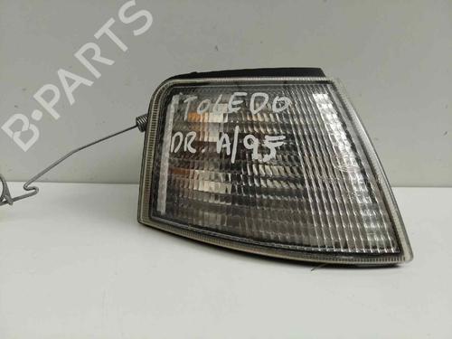 Used Right front indicator Right front indicator 12808268 12808268