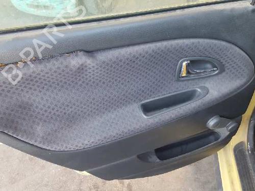 Gear lever VOLVO V40 Estate (645) 2.0 T | BP12747470M90