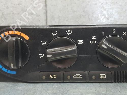 Airco bedieningspaneel DAEWOO NUBIRA Wagon (J100) 2.0 16V (133 hp) 12818927