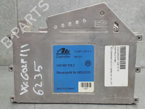 Used Control unit VW GOLF III (1H1) 2.0 (115 hp) 12732493