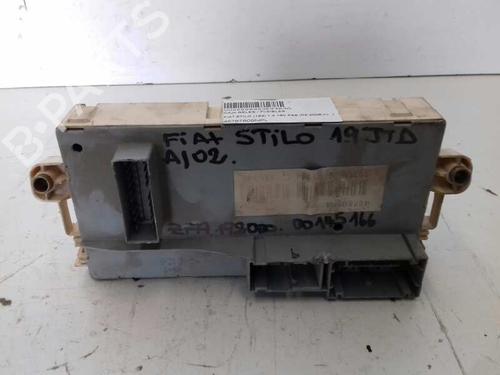 Fuse box FIAT STILO (192_) 1.6 16V (192_XB1A) | BP12760883E1 