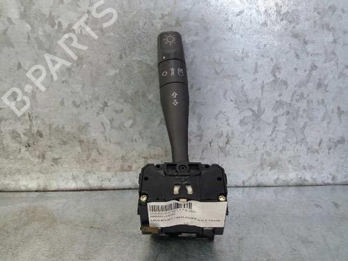Used Headlight switch LAND ROVER FREELANDER I (L314) 2.5 V6 4x4 (177 hp) 12694890