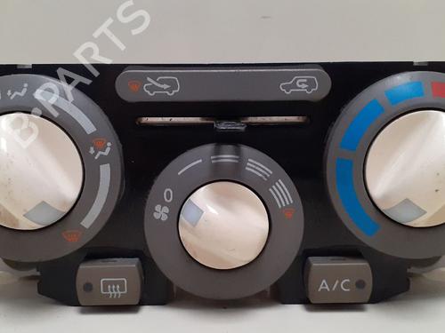 Used Climate control NISSAN MICRA III (K12) 1.2 16V (65 hp) 12763318